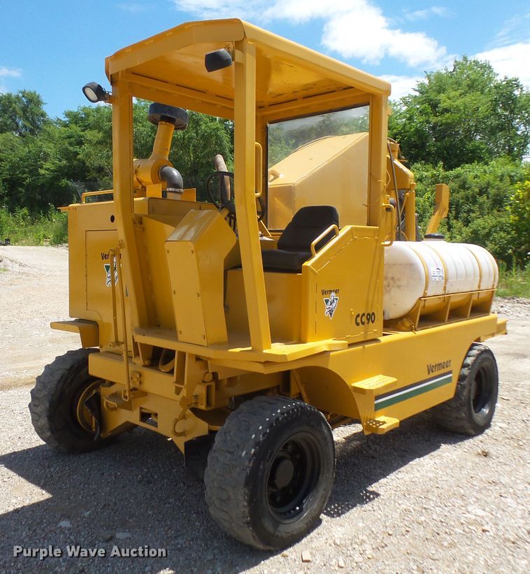 image for item DD6305 1987 Vermeer CC90 rock saw