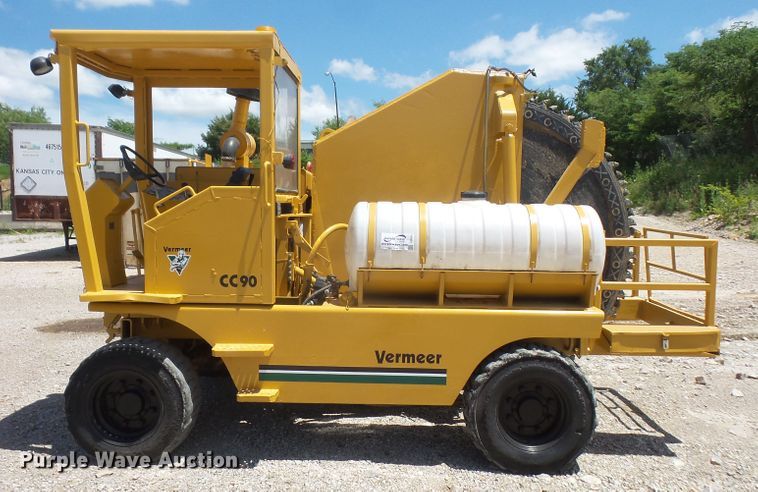 image for item DD6305 1987 Vermeer CC90 rock saw