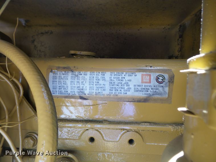 image for item DD6305 1987 Vermeer CC90 rock saw