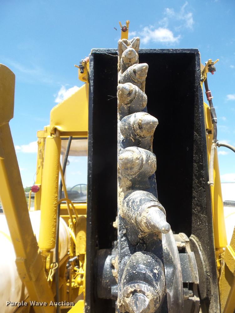 image for item DD6305 1987 Vermeer CC90 rock saw