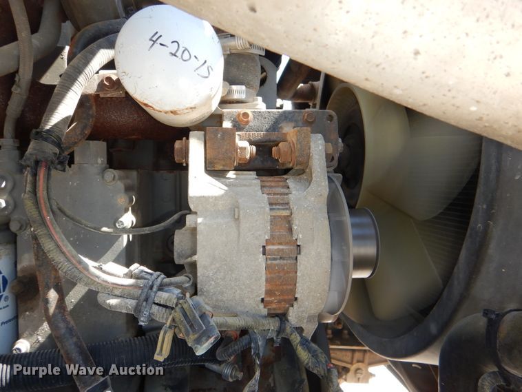 image for item DE3520 1996 Ford F800 crane truck