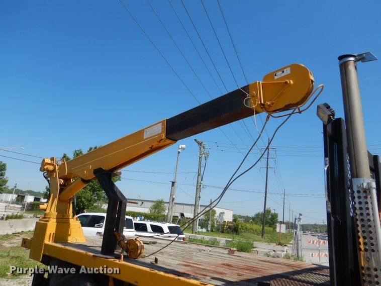 image for item DE3520 1996 Ford F800 crane truck