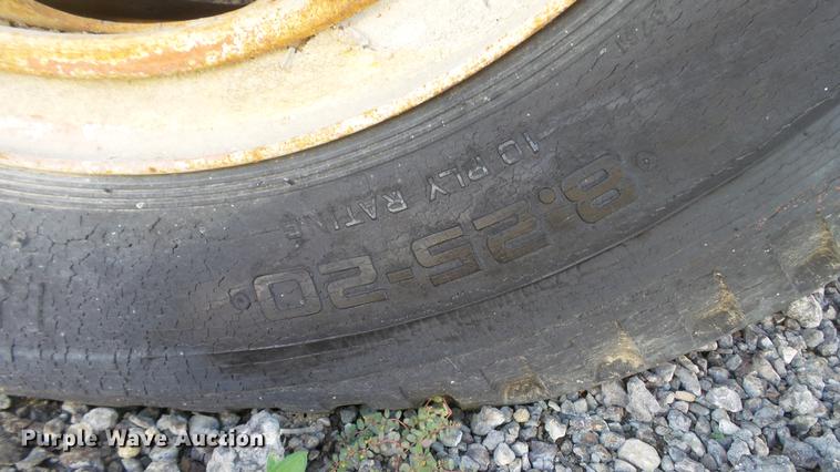 image for item DE4930 1973 Ross 250-8 Mobiliner Central Mix concrete plant