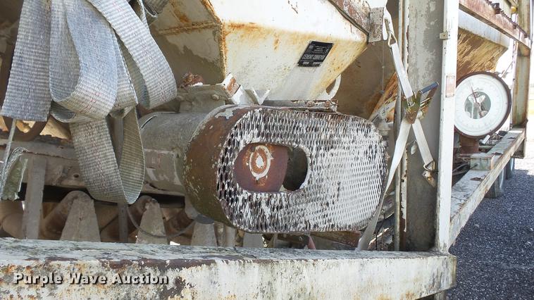 image for item DE4931 1990 Ross 135-10 Uniplant Central Mix concrete plant