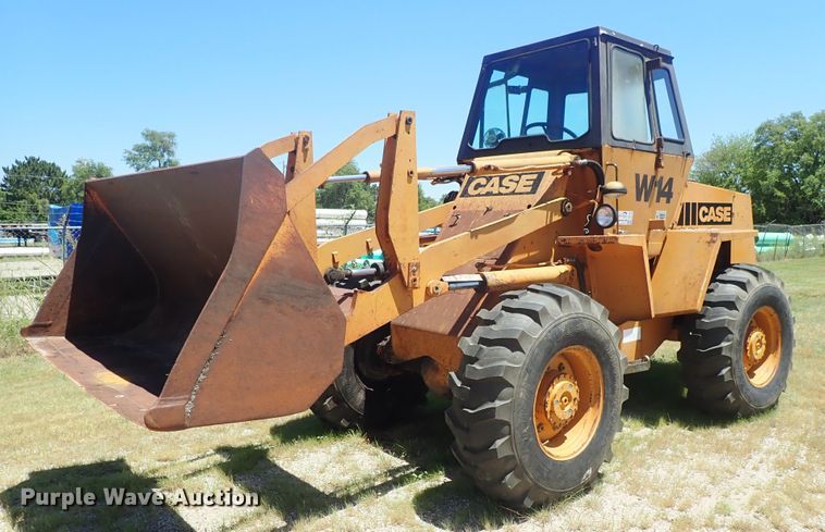 image for item DE5432 Case W14 wheel loader