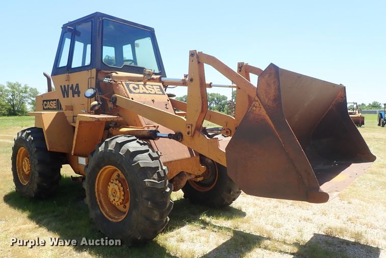 image for item DE5432 Case W14 wheel loader