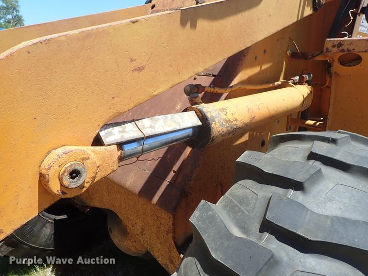 image for item DE5432 Case W14 wheel loader