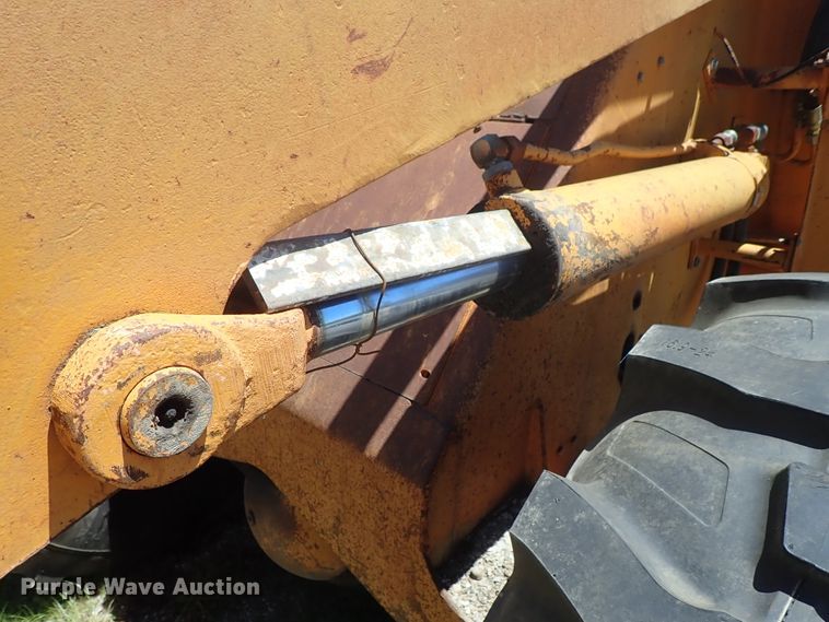 image for item DE5432 Case W14 wheel loader