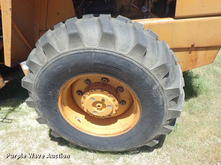 image for item DE5432 Case W14 wheel loader