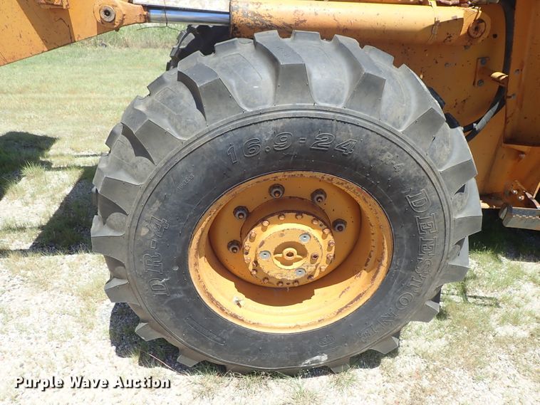 image for item DE5432 Case W14 wheel loader
