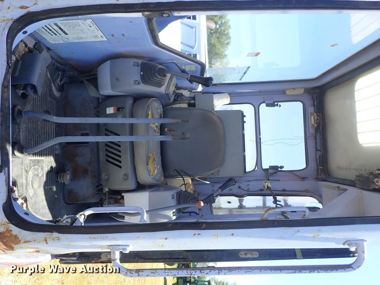 image for item DE5433 Komatsu PC128UU-1E excavator