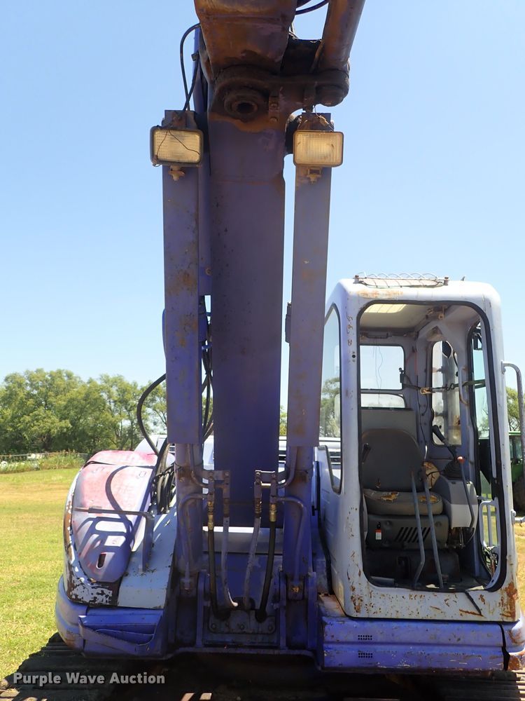 image for item DE5433 Komatsu PC128UU-1E excavator