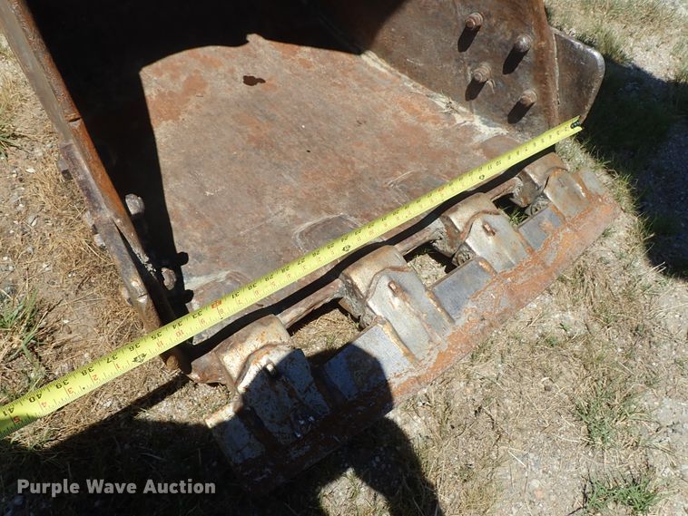 image for item DE5433 Komatsu PC128UU-1E excavator