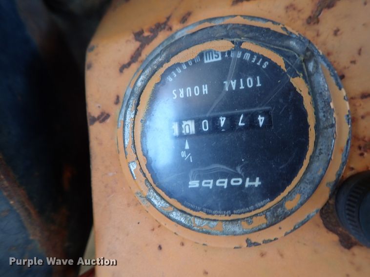 image for item DE5439 1981 Case 1845 skid steer