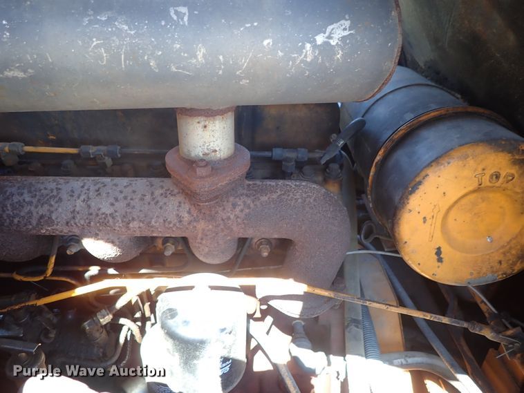 image for item DE5439 1981 Case 1845 skid steer