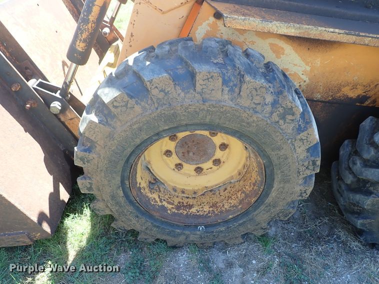 image for item DE5439 1981 Case 1845 skid steer