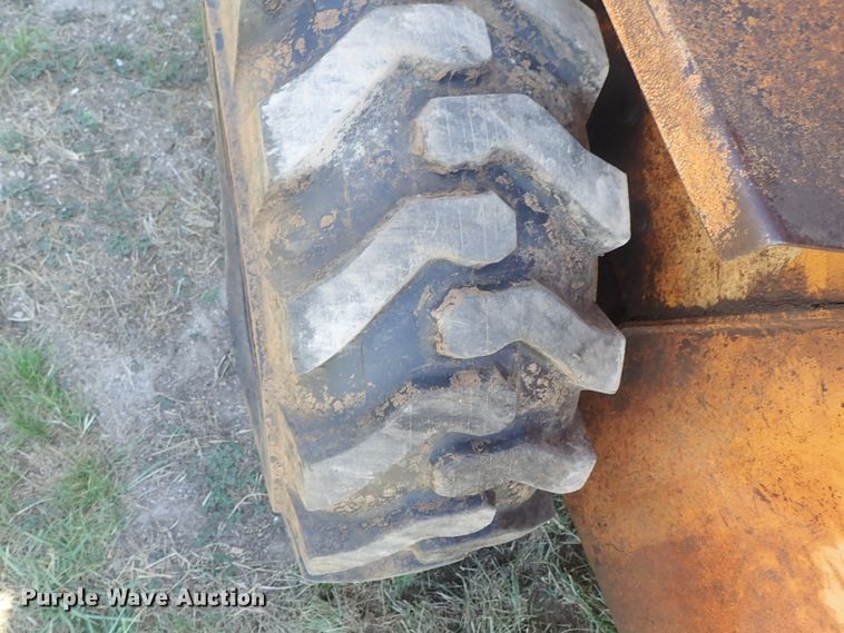 image for item DE5439 1981 Case 1845 skid steer