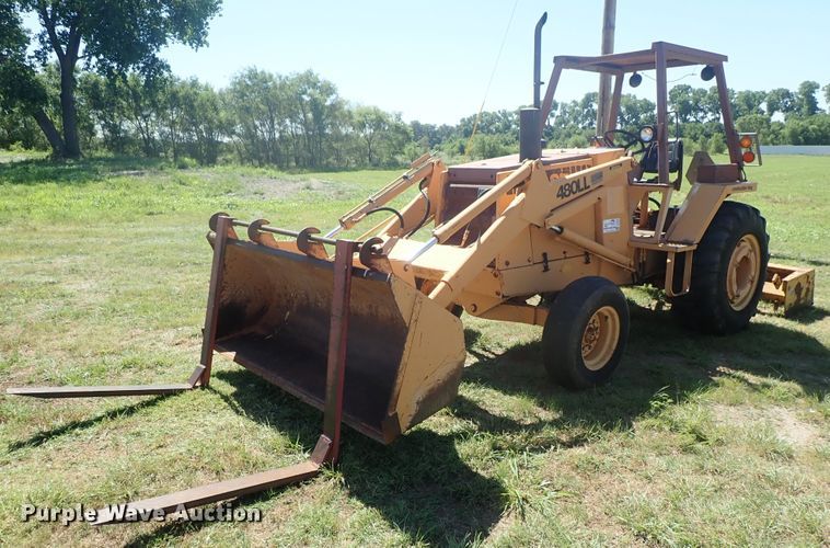 image for item DE5440 1983 Case 480LL landscape tractor
