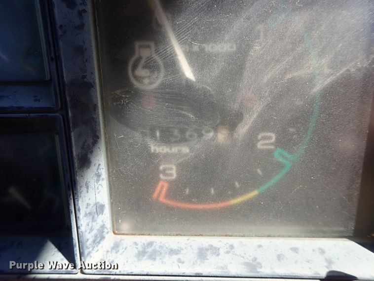 image for item DE5440 1983 Case 480LL landscape tractor