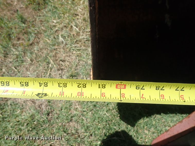 image for item DE5440 1983 Case 480LL landscape tractor