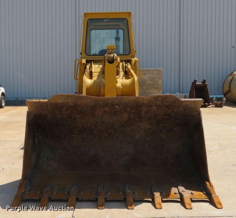 image for item DE8128 1988 Caterpillar 963 LGP track loader