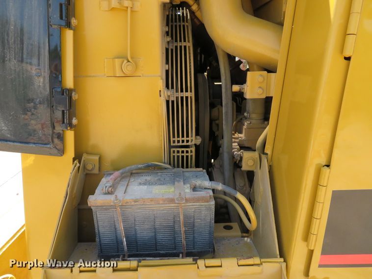 image for item DE8128 1988 Caterpillar 963 LGP track loader