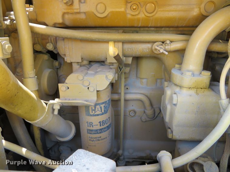 image for item DE8128 1988 Caterpillar 963 LGP track loader