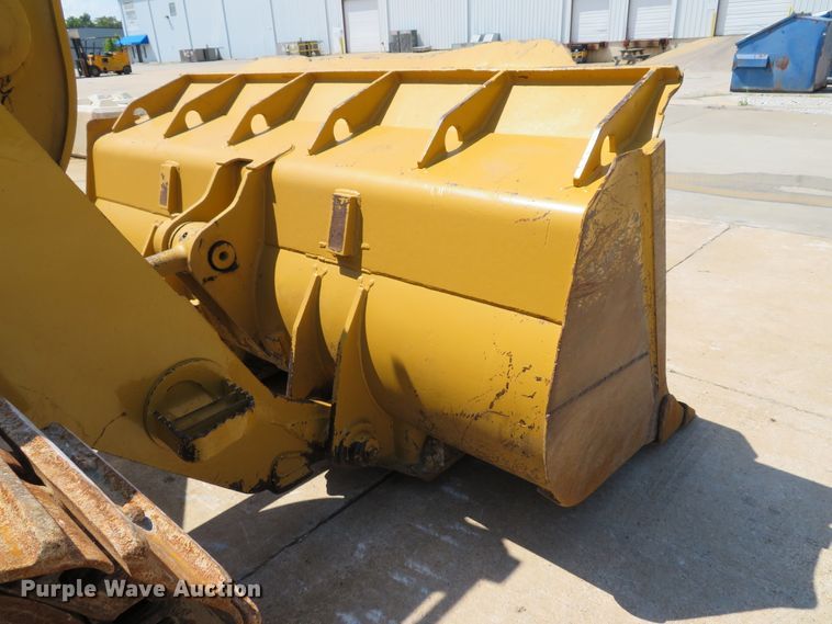 image for item DE8128 1988 Caterpillar 963 LGP track loader