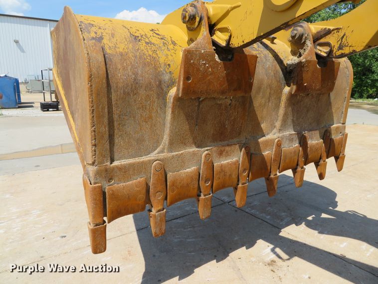 image for item DE8128 1988 Caterpillar 963 LGP track loader