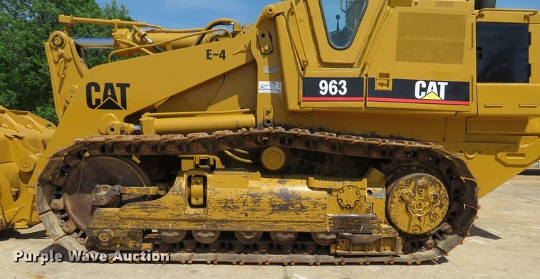 image for item DE8128 1988 Caterpillar 963 LGP track loader