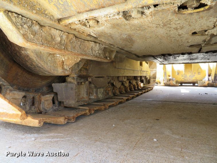 image for item DE8128 1988 Caterpillar 963 LGP track loader