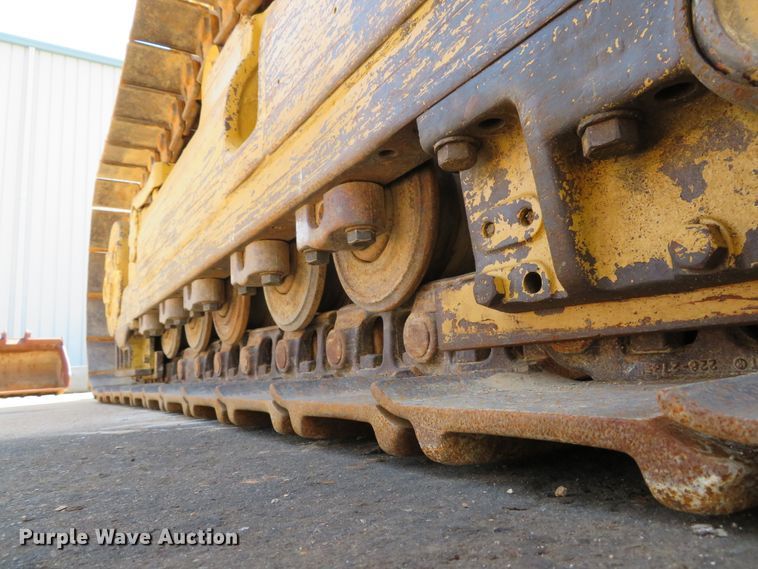 image for item DE8128 1988 Caterpillar 963 LGP track loader