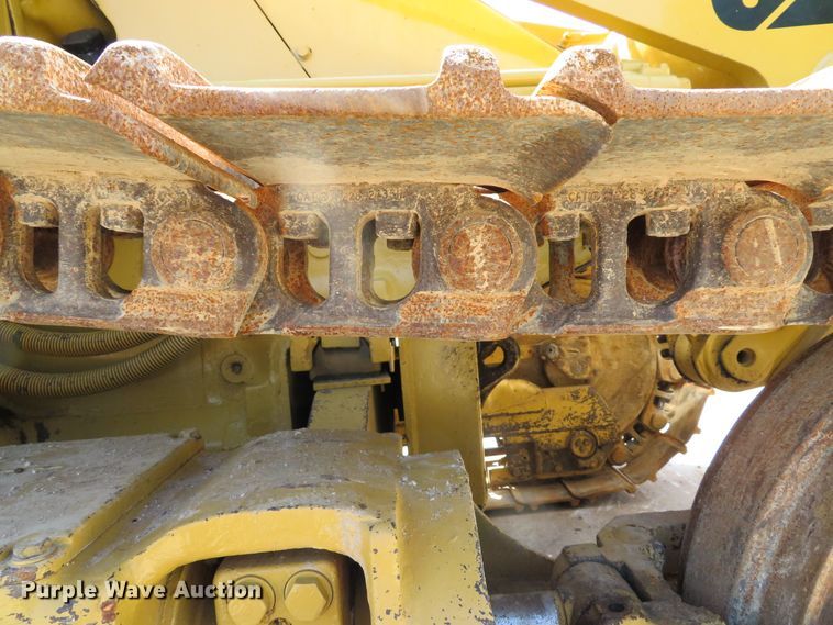 image for item DE8128 1988 Caterpillar 963 LGP track loader