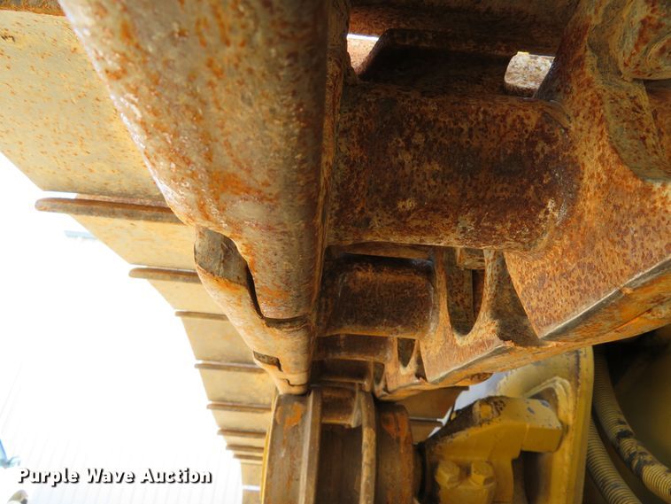 image for item DE8128 1988 Caterpillar 963 LGP track loader