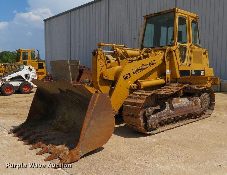 image for item DE8129 1986 Caterpillar 963 LGP track loader