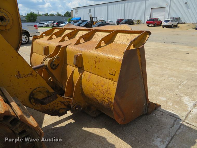 image for item DE8129 1986 Caterpillar 963 LGP track loader