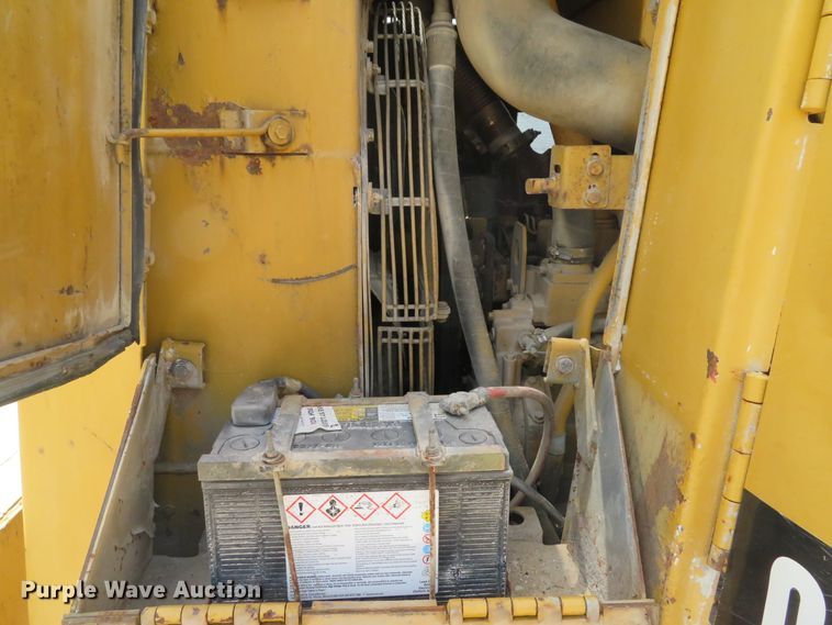 image for item DE8129 1986 Caterpillar 963 LGP track loader