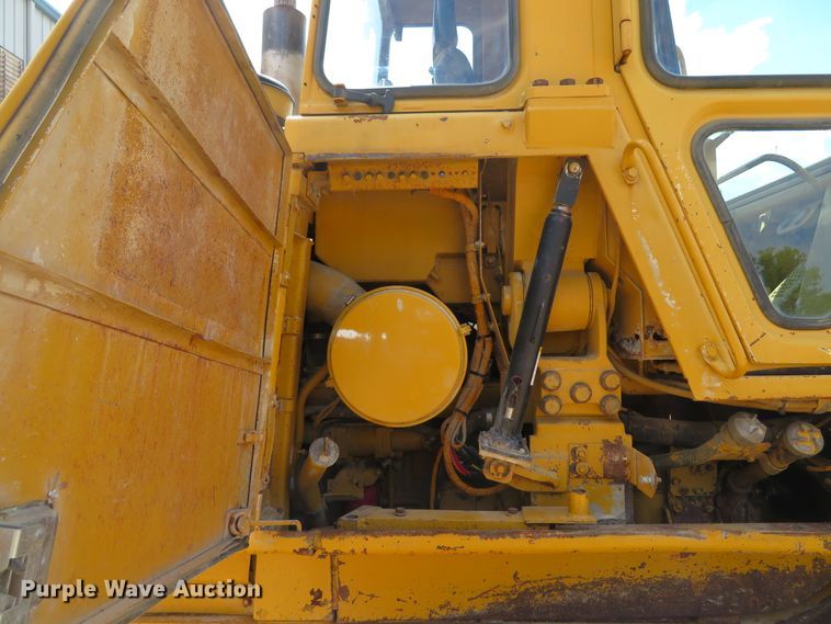 image for item DE8129 1986 Caterpillar 963 LGP track loader