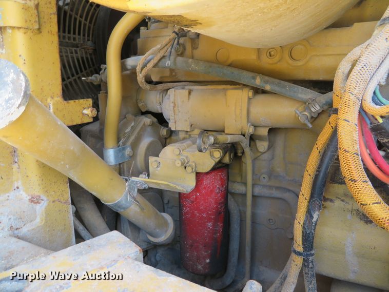 image for item DE8129 1986 Caterpillar 963 LGP track loader