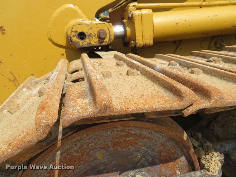 image for item DE8129 1986 Caterpillar 963 LGP track loader