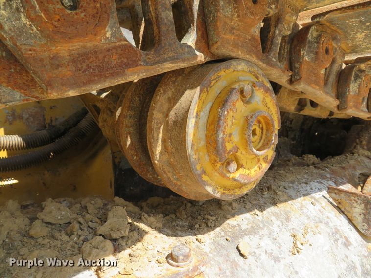 image for item DE8129 1986 Caterpillar 963 LGP track loader