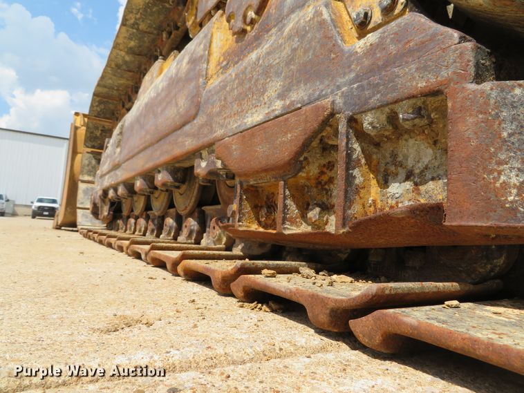 image for item DE8129 1986 Caterpillar 963 LGP track loader