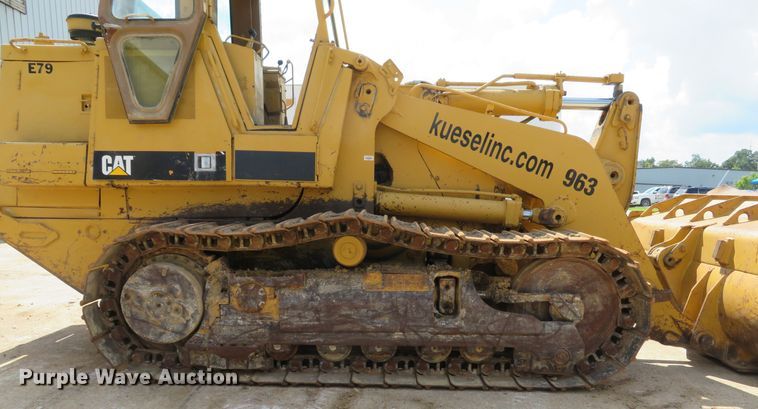 image for item DE8129 1986 Caterpillar 963 LGP track loader