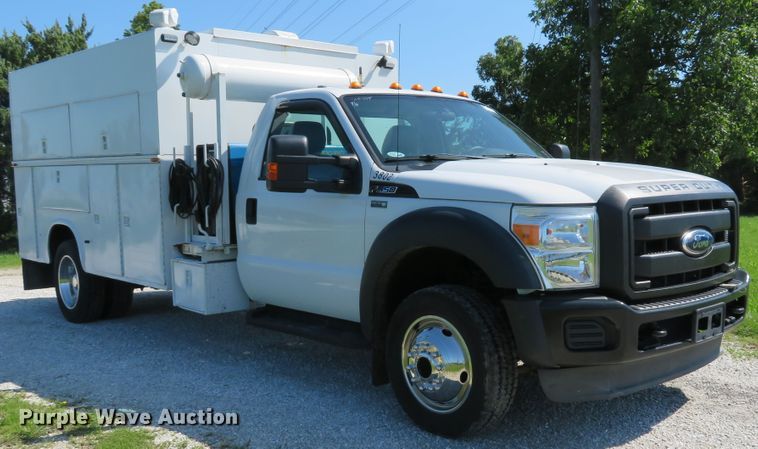 image for item DE8166 2011 Ford F550 Super Duty XL service truck