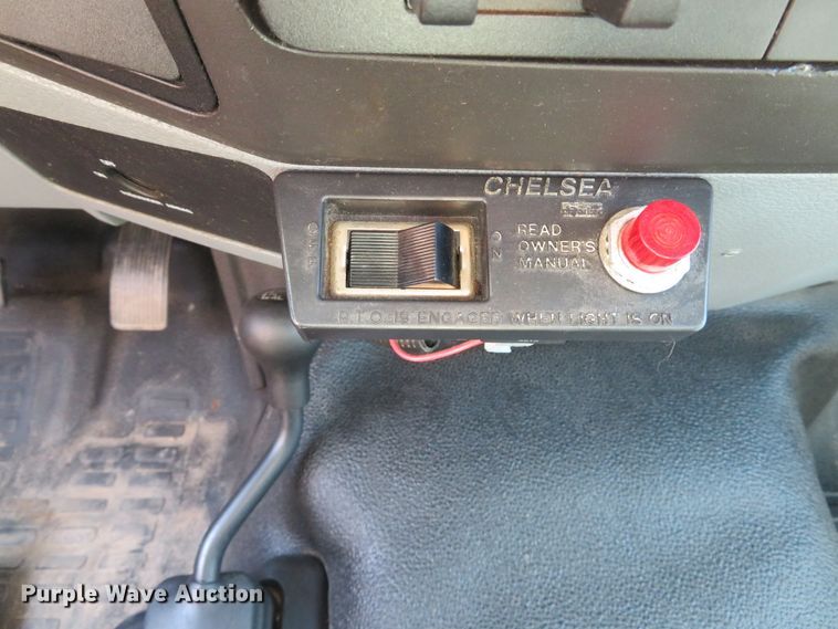 image for item DE8166 2011 Ford F550 Super Duty XL service truck