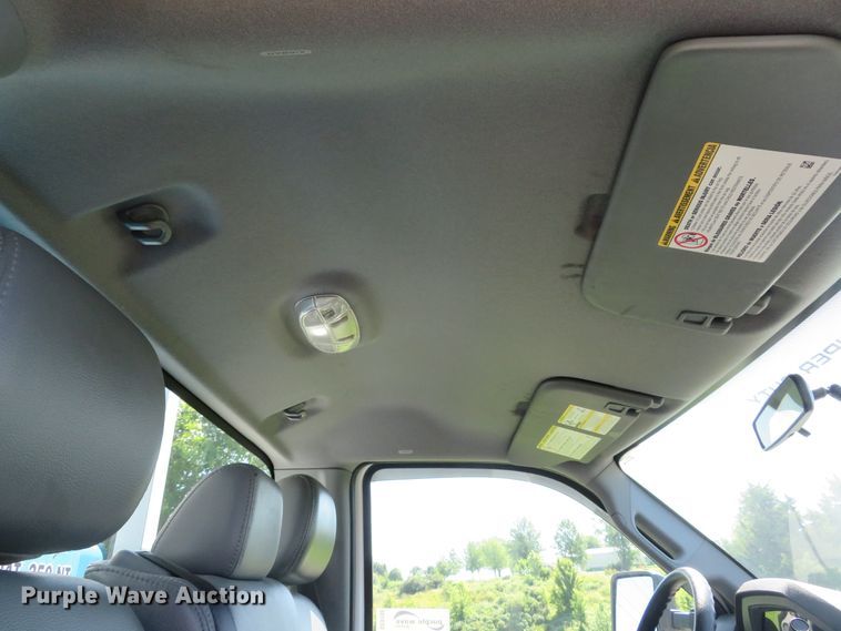 image for item DE8166 2011 Ford F550 Super Duty XL service truck