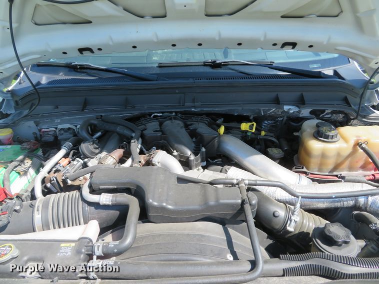 image for item DE8166 2011 Ford F550 Super Duty XL service truck