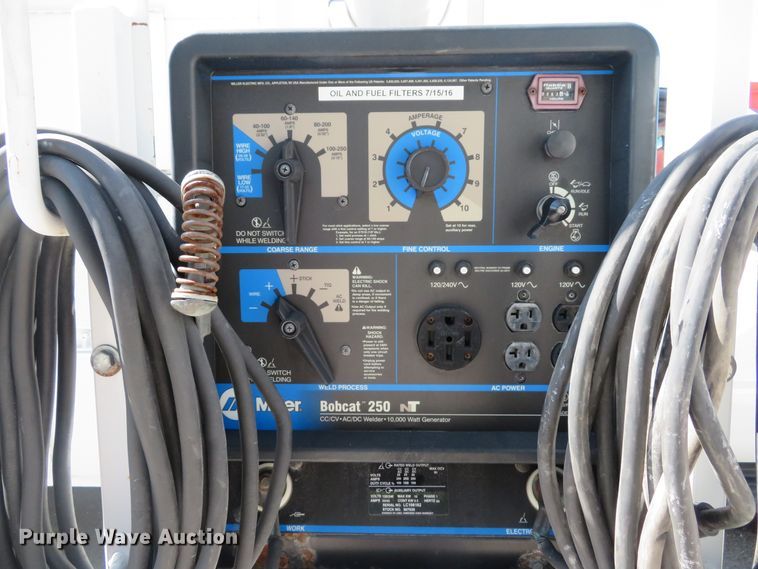 image for item DE8166 2011 Ford F550 Super Duty XL service truck