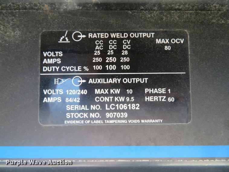 image for item DE8166 2011 Ford F550 Super Duty XL service truck