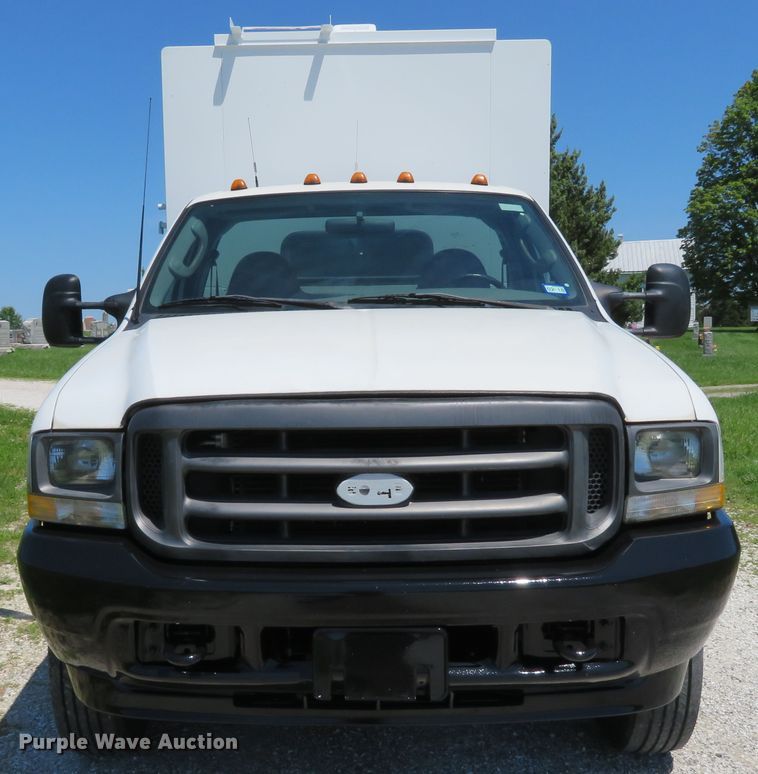 image for item DE8168 2003 Ford F550 Super Duty XL service truck
